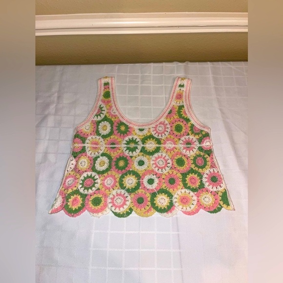 Barbiecore Festival fun Crochet Knit Cropped Tank Top Size Medium Multi-Color - Picture 2 of 10